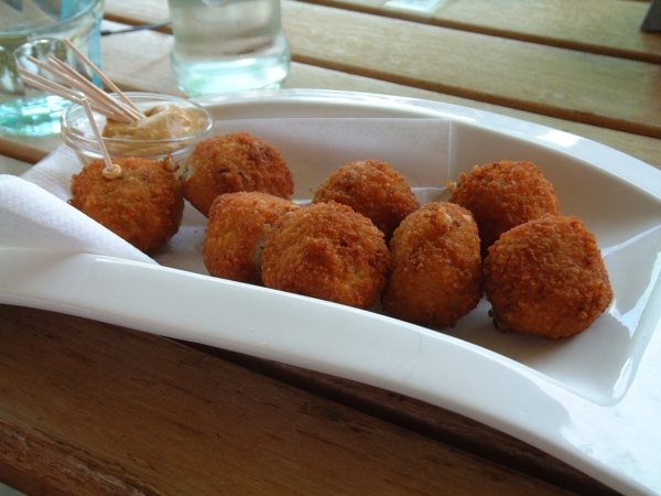 Wer kennt denn eine Bittergarnituur