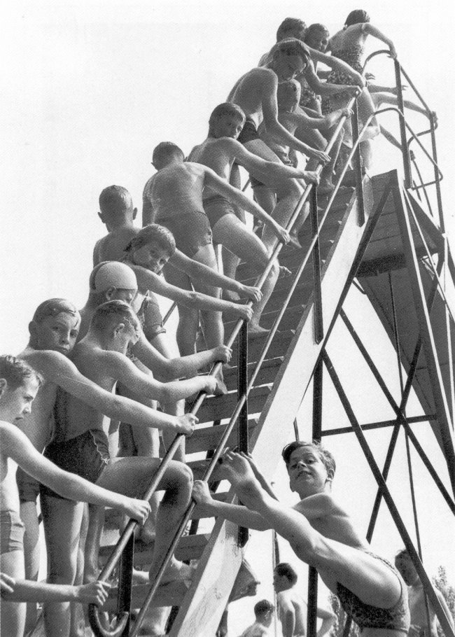 Kennste die noch? Die legendäre Rutschbahn im Kellener Freibad