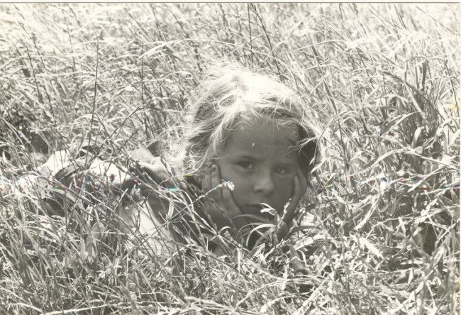 Gibt es das noch? Spielen im Stroh und in der Natur