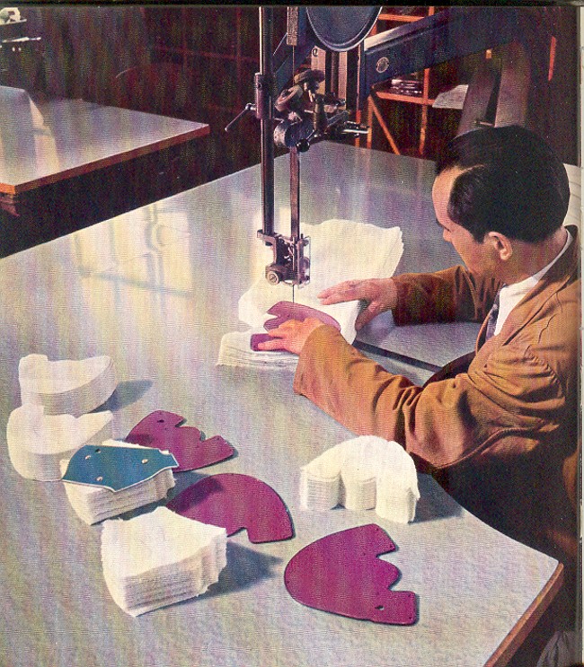 Wer kannte denn die Bandschneidemaschine in der Schuhfabrik Gustav Hoffmann?