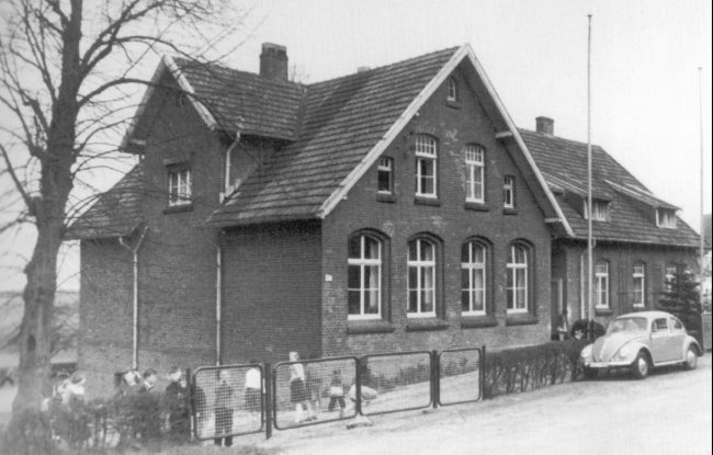 Die Bresserbergschule in Materborn
