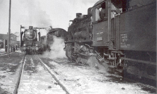 Eisige Schienen am Klever Bahnhof