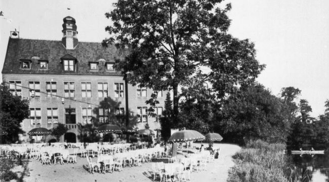 Party auf der Wasserburg in Rindern?