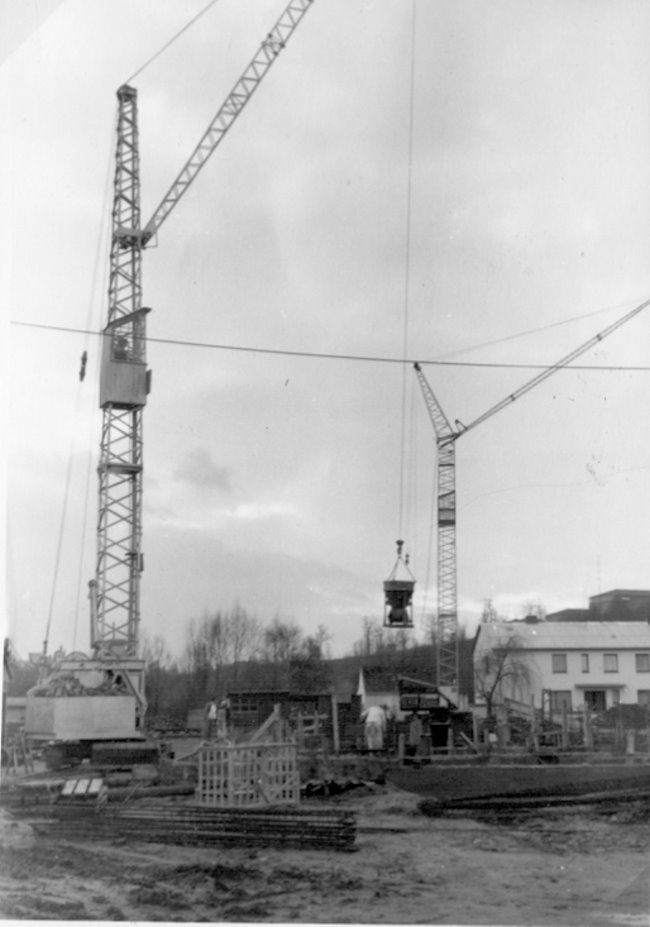 Beginn der Hallenbad-Bauarbeiten in Kleve