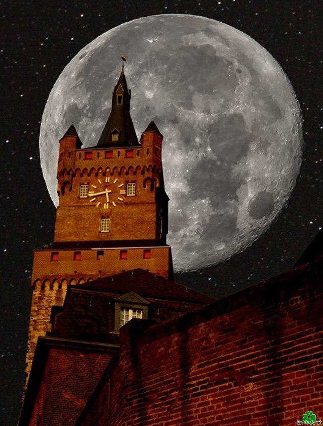 Weihnachts-Vollmond in Kleve