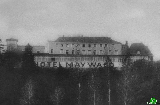Der beeindruckende Schriftzug von Hotel Maywald