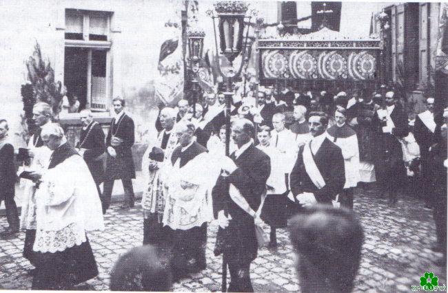 Heute ist Fronleichnam in Kleve