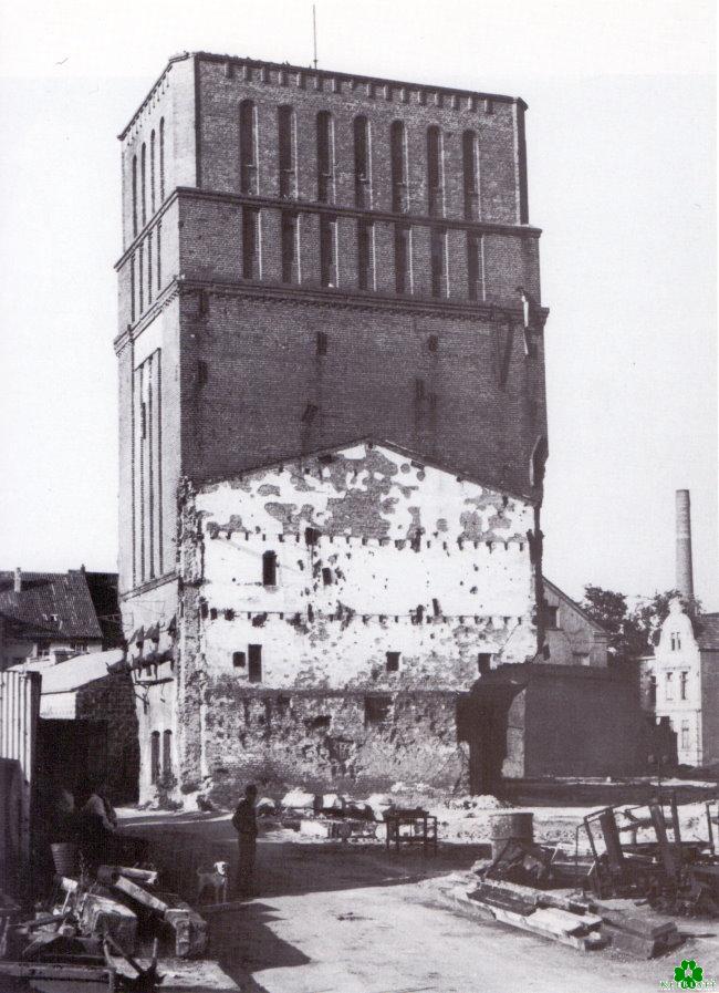 Wer kann sich erinnern? Ein fast unbekannter Klever Turm