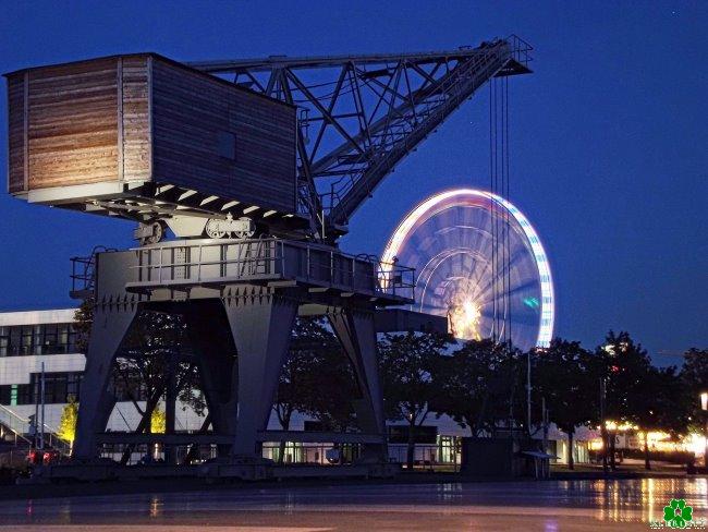 Der Kirmes-Kran von Kleve