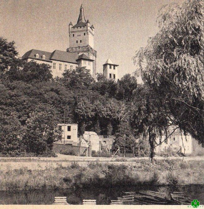 Nanu? Das seltsame Türmchen an der Schwanenburg