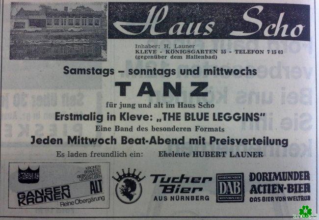 Irre! Mit blauen Leggins in Haus Scho