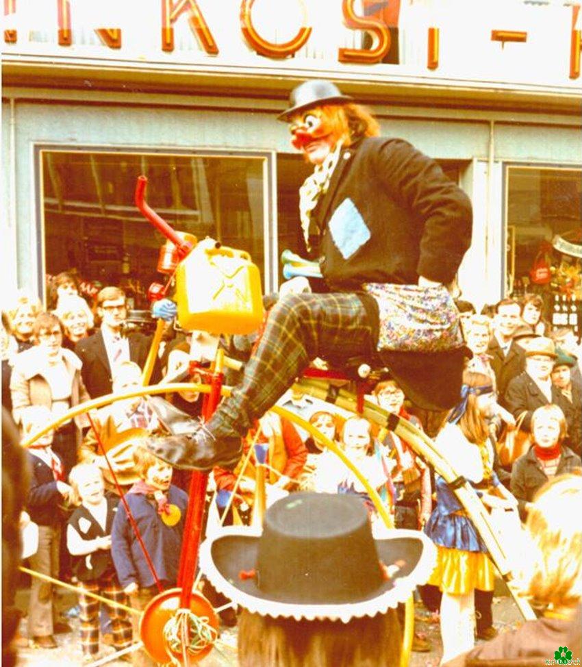 Der Rosenmontags-Geck von Kleve