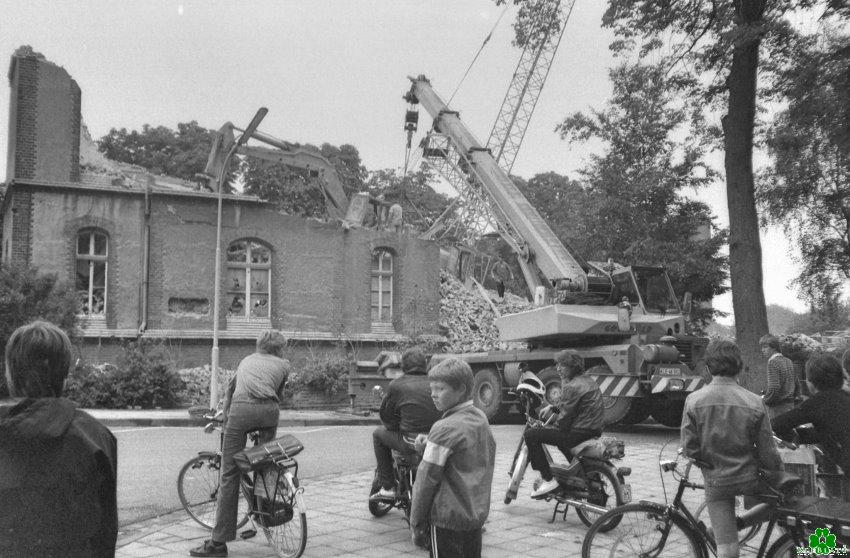 Der Abriss einer ehemaligen Klever Institution