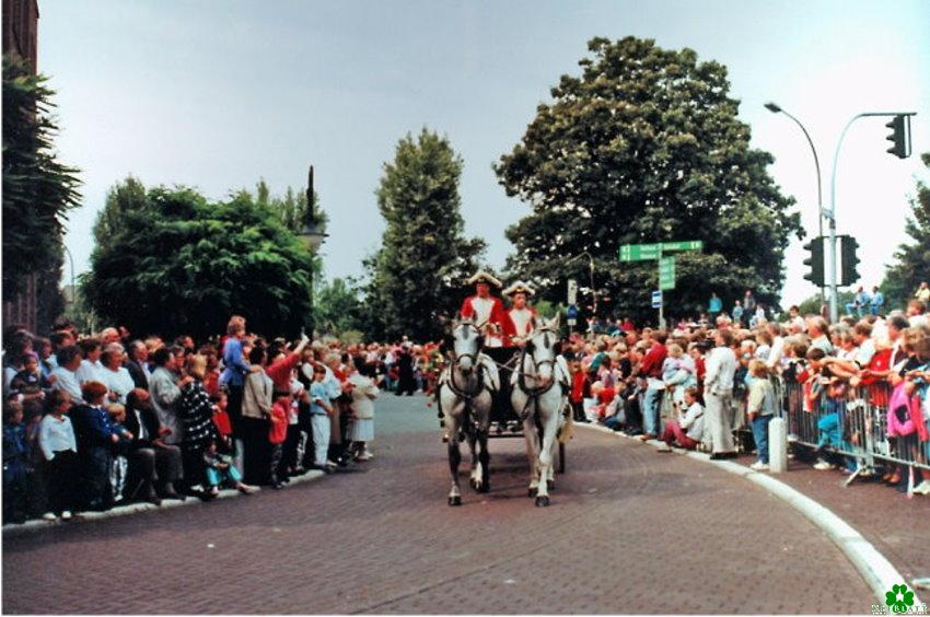 Auch gesehen? Ein Zweispänner zum Stadt-Jubiläum