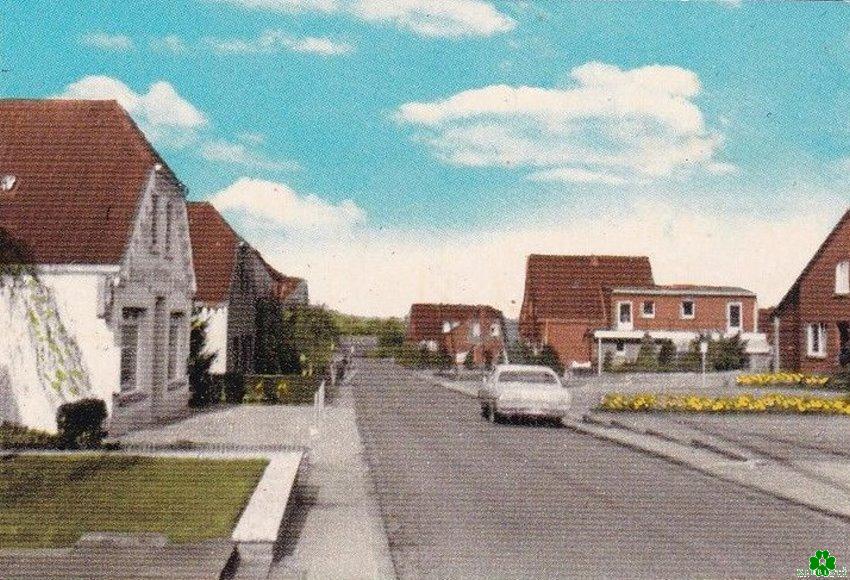 Blauer Himmel über Donsbrüggen