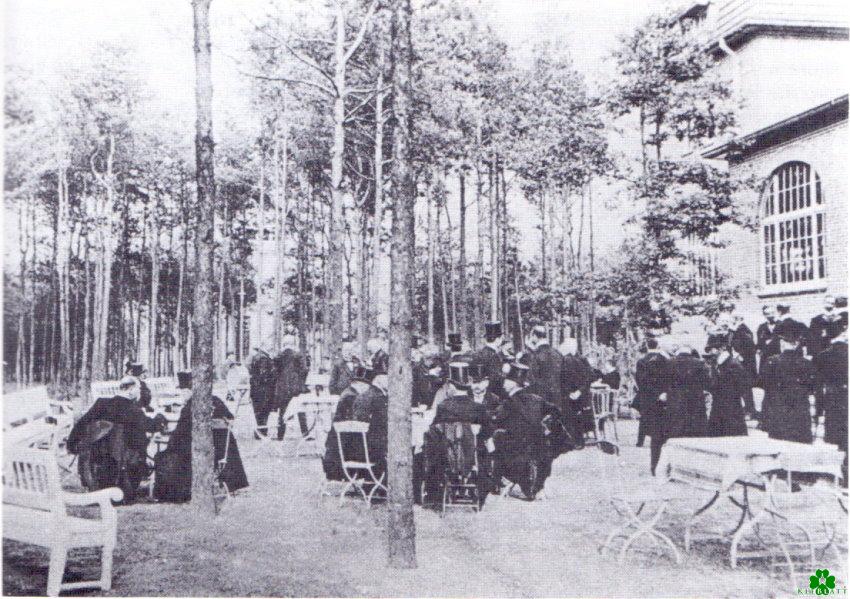 Als der Zylinder noch unvermeidlich war