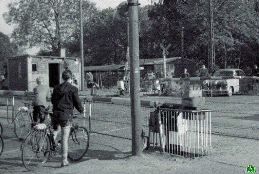 Wer hat hier auch stets sehr lange gewartet?