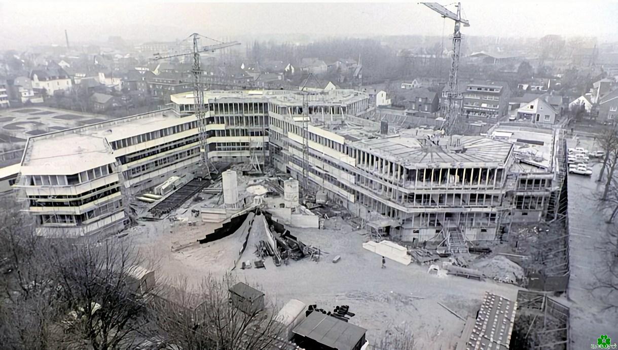 Der Bau eines ungeliebten Klever Gebäudes