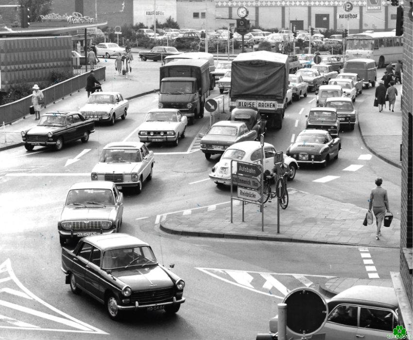 Der Kaufhof-Parkplatz an der Herzogbrücke